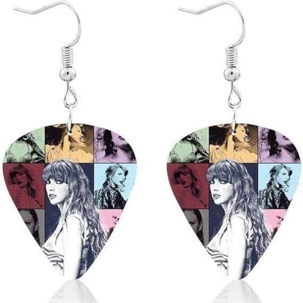 Earrings, Taylor Swift inspired, NWT, Guitar Picks, Pierced Ears